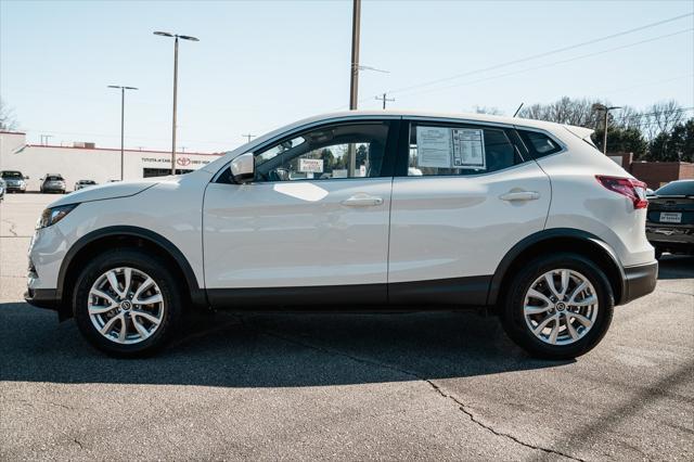 used 2022 Nissan Rogue Sport car, priced at $16,950