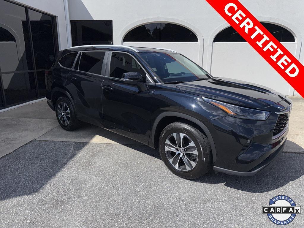 used 2023 Toyota Highlander car, priced at $40,650