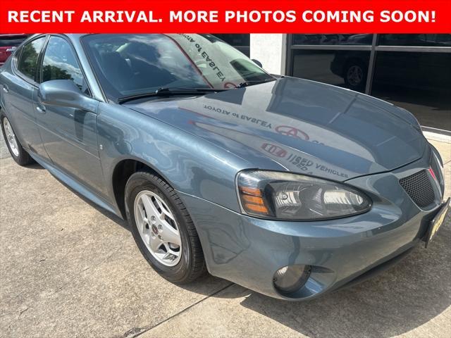 used 2007 Pontiac Grand Prix car, priced at $7,950