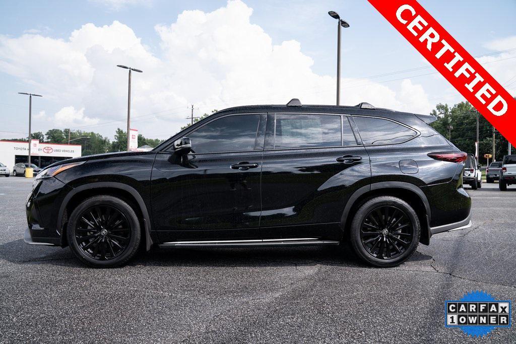 used 2024 Toyota Highlander car, priced at $42,950