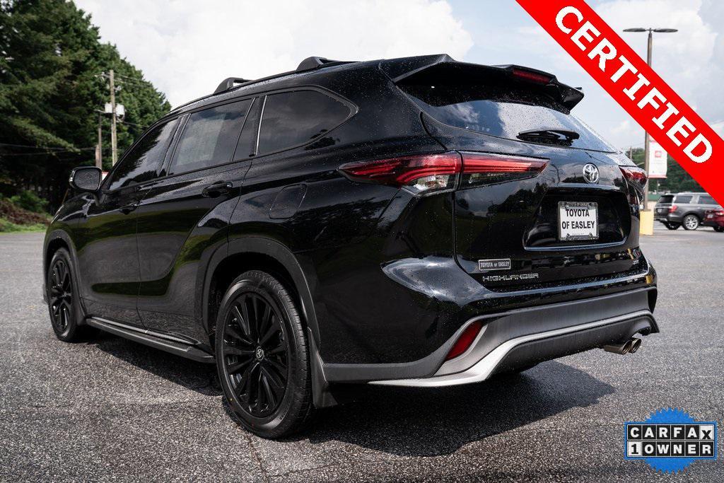 used 2024 Toyota Highlander car, priced at $42,950