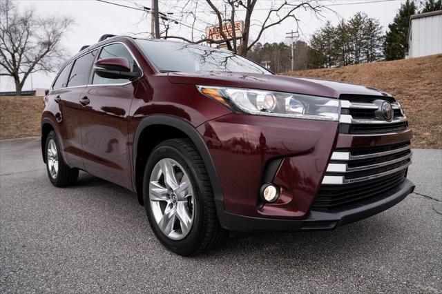 used 2017 Toyota Highlander car, priced at $26,950