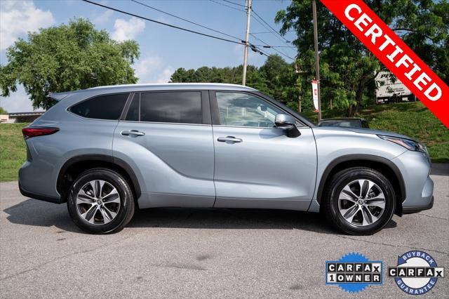 used 2023 Toyota Highlander car, priced at $41,950