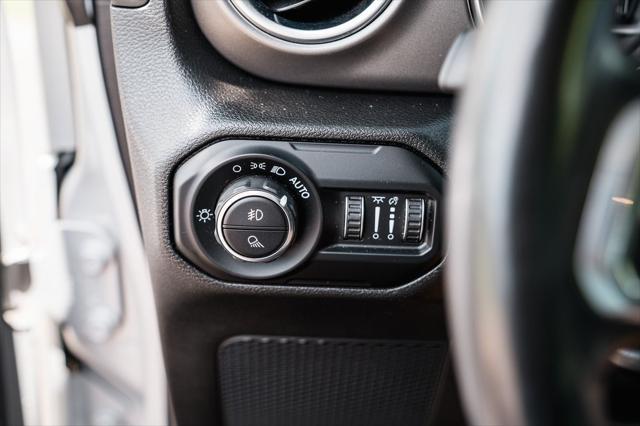 used 2022 Jeep Gladiator car, priced at $38,950