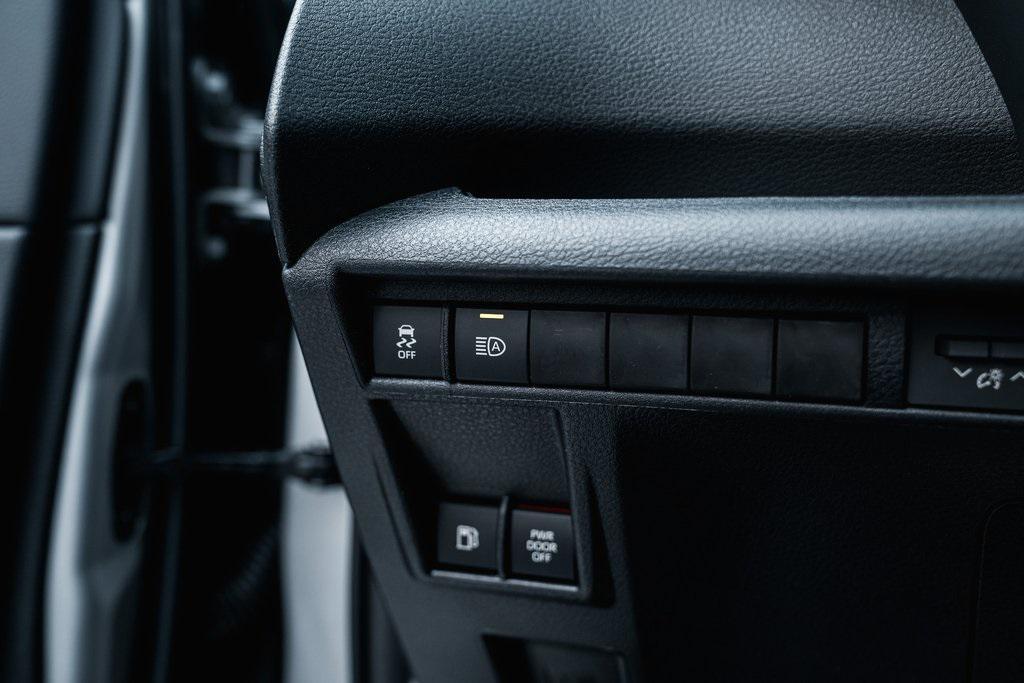 new 2025 Toyota Sienna car, priced at $53,723