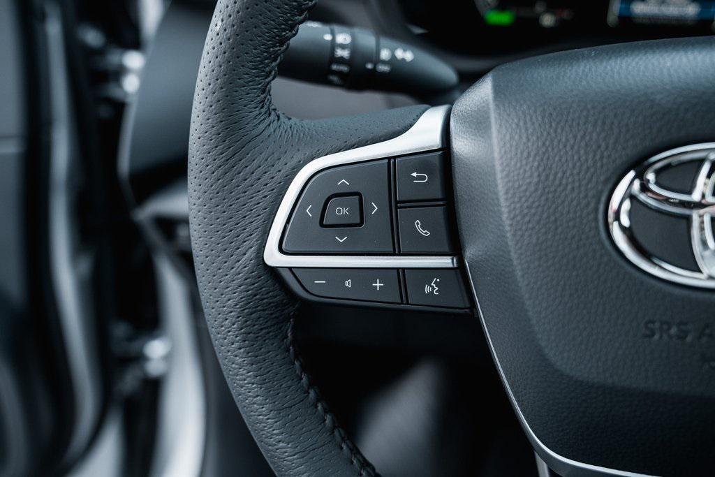 new 2025 Toyota Sienna car, priced at $53,723