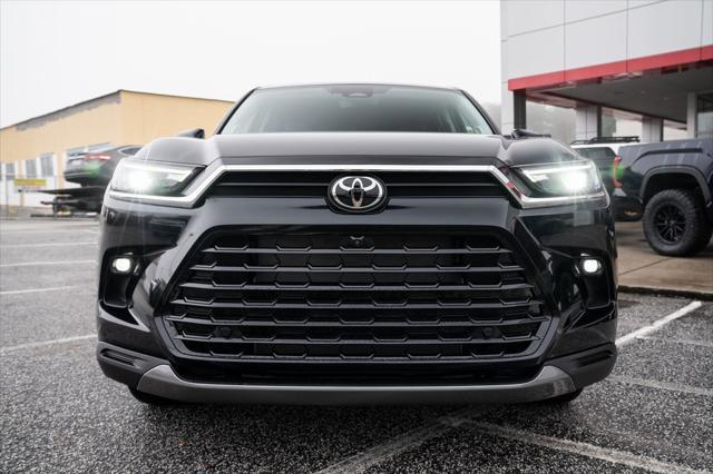 new 2025 Toyota Grand Highlander car, priced at $57,401