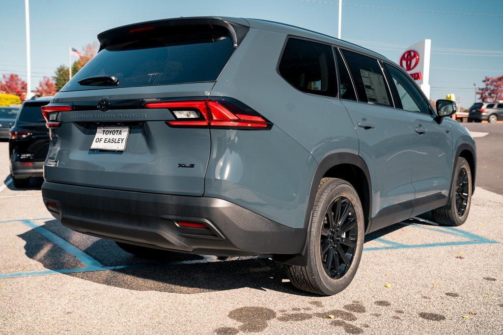 new 2026 Toyota Grand Highlander car, priced at $53,602