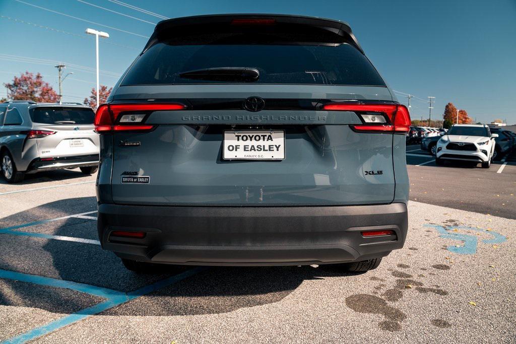 new 2026 Toyota Grand Highlander car, priced at $53,602