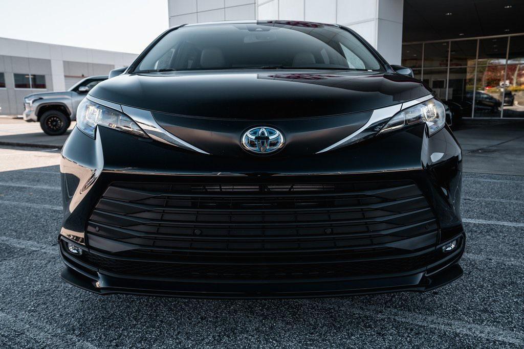 new 2025 Toyota Sienna car, priced at $47,857