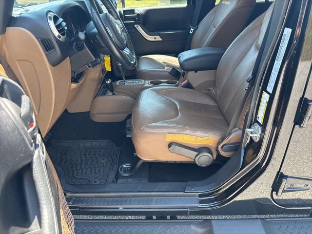 used 2015 Jeep Wrangler Unlimited car, priced at $21,950