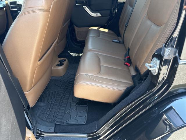 used 2015 Jeep Wrangler Unlimited car, priced at $21,950