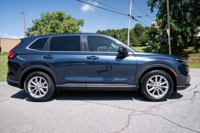 used 2023 Honda CR-V car, priced at $32,950