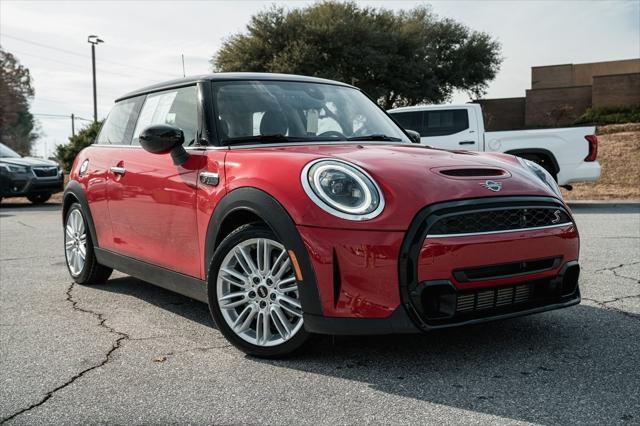 used 2023 MINI Hardtop car, priced at $27,950