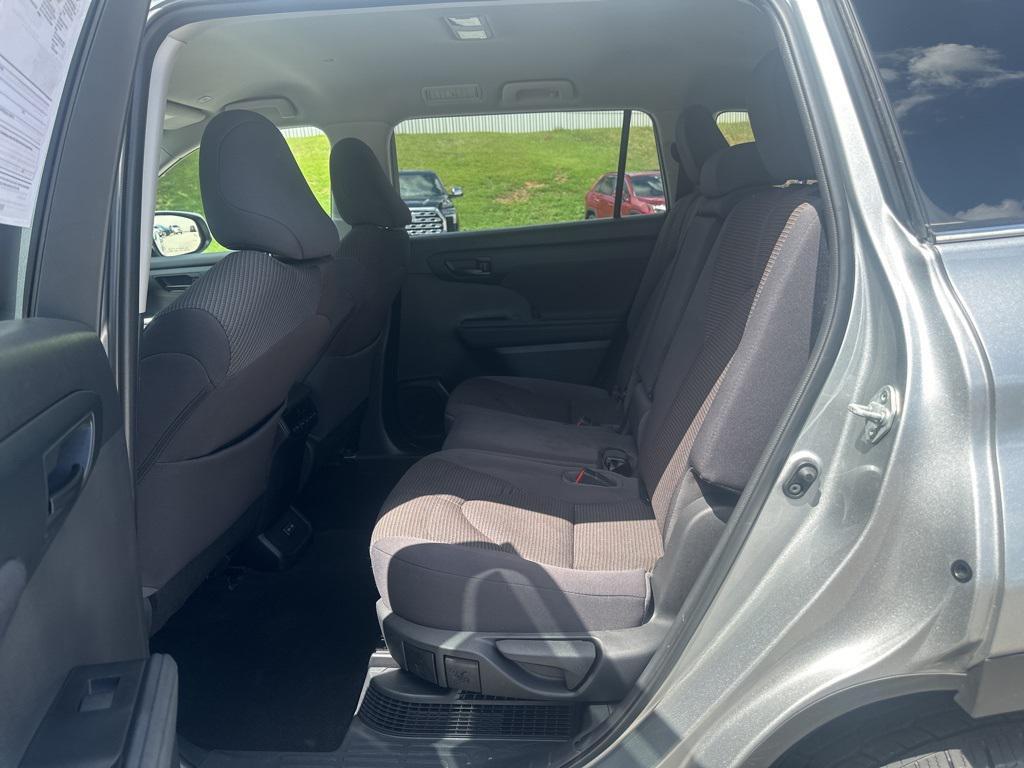 used 2023 Toyota Highlander Hybrid car, priced at $38,750