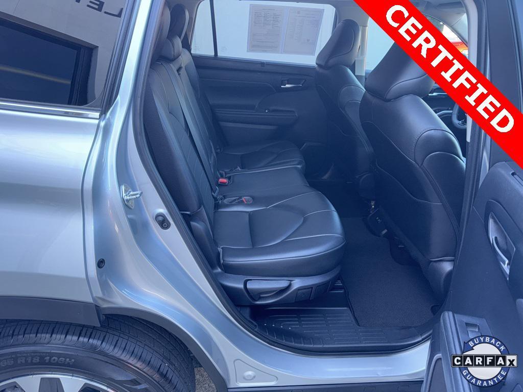used 2021 Toyota Highlander car, priced at $31,950