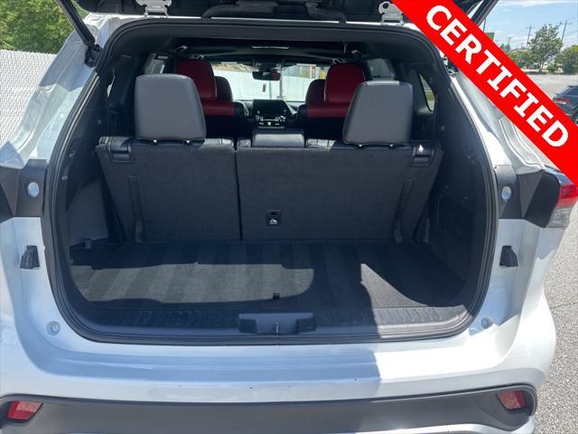 used 2023 Toyota Highlander car, priced at $44,950