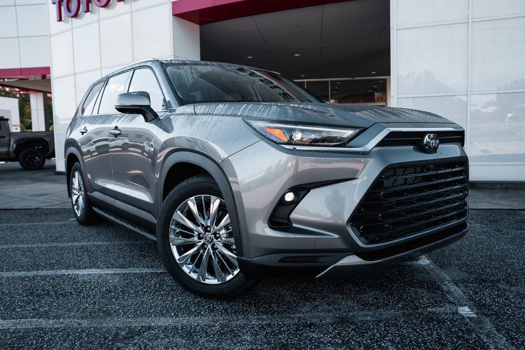 new 2026 Toyota Grand Highlander car, priced at $61,562