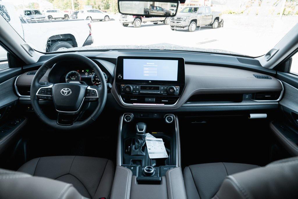 new 2026 Toyota Grand Highlander car, priced at $61,562