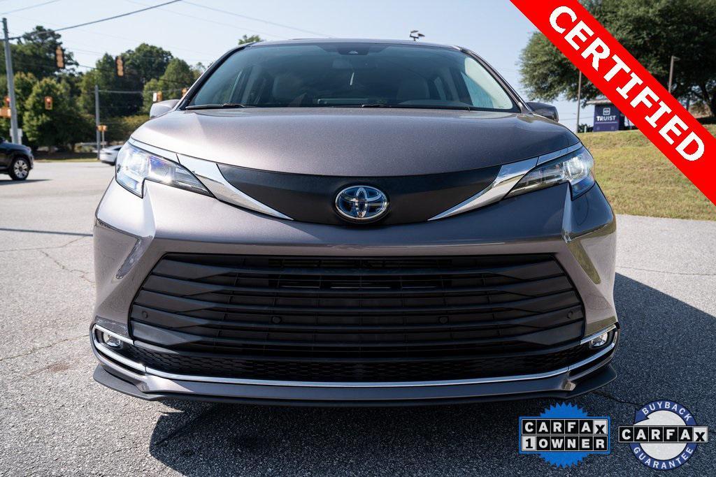 used 2021 Toyota Sienna car, priced at $40,950