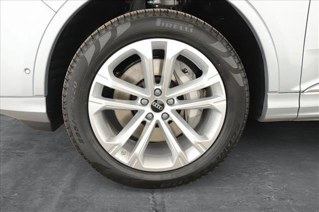 new 2025 Audi Q7 car, priced at $66,588