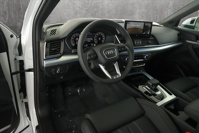 new 2025 Audi Q5 car, priced at $58,700