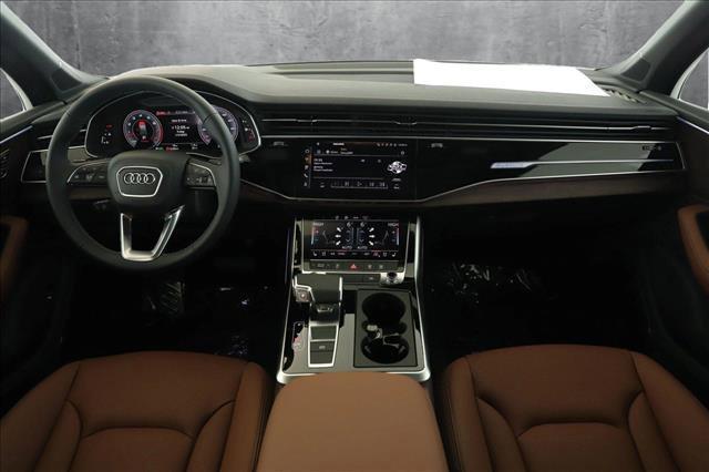 new 2025 Audi Q7 car, priced at $73,195