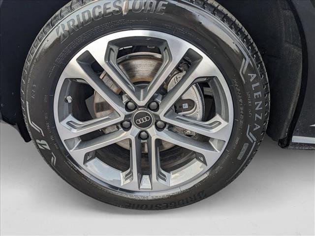 new 2025 Audi Q5 car, priced at $53,859