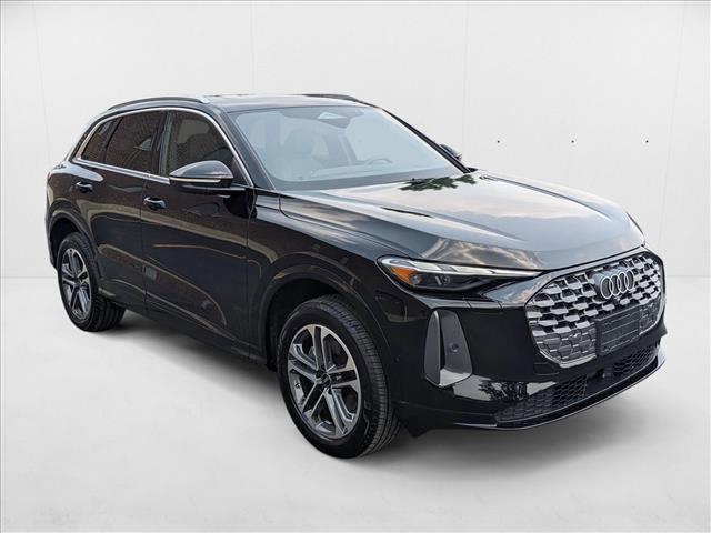 new 2025 Audi Q5 car, priced at $53,859