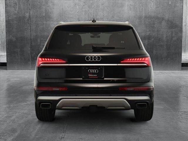 new 2025 Audi Q7 car, priced at $68,595