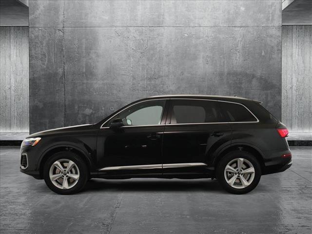 new 2025 Audi Q7 car, priced at $68,595