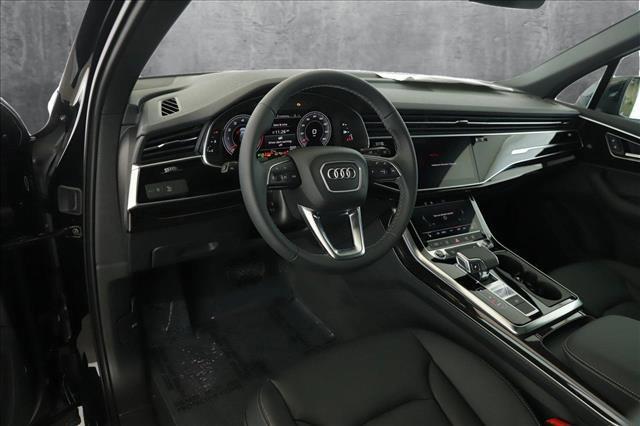 new 2025 Audi Q7 car, priced at $68,595