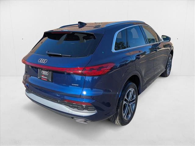 new 2025 Audi Q5 car, priced at $53,859