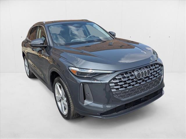 new 2025 Audi Q5 car, priced at $57,276
