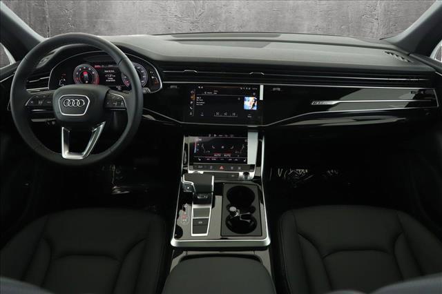 new 2025 Audi Q7 car, priced at $65,840