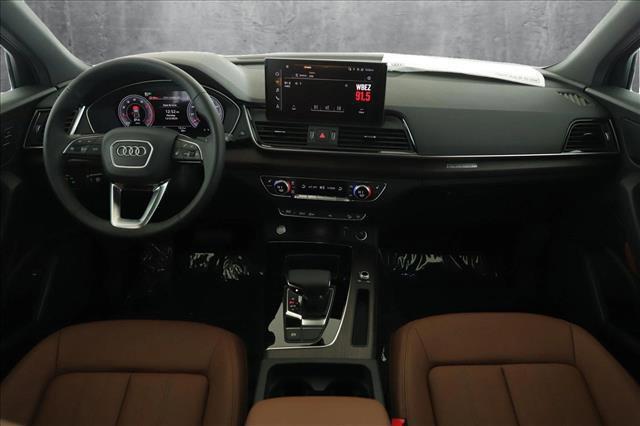 new 2025 Audi Q5 car, priced at $48,425