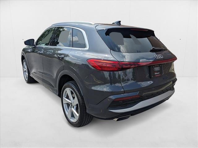 new 2025 Audi Q5 car, priced at $58,192