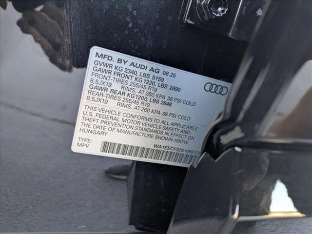 new 2025 Audi Q3 car, priced at $45,823