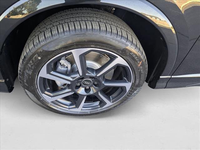 new 2025 Audi Q3 car, priced at $45,823