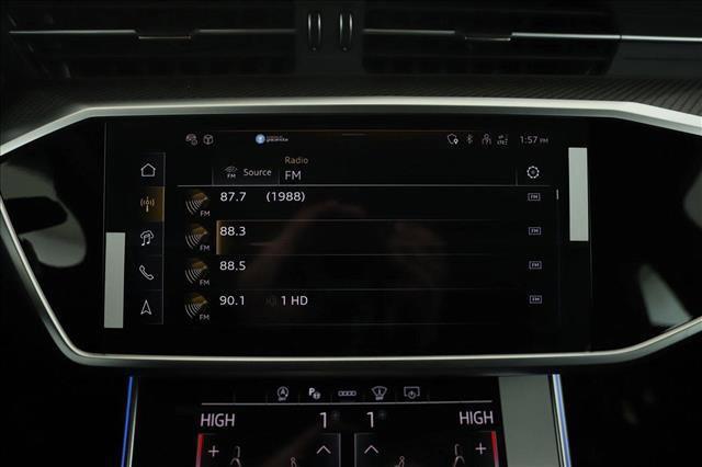 new 2025 Audi RS 6 Avant car, priced at $152,580