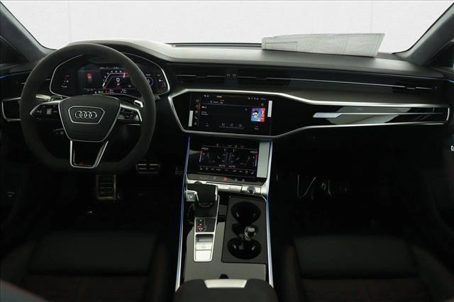 new 2025 Audi RS 6 Avant car, priced at $152,580