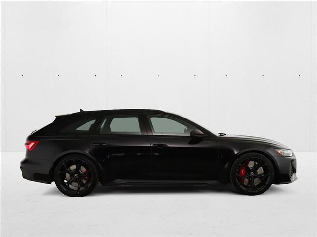 new 2025 Audi RS 6 Avant car, priced at $152,580