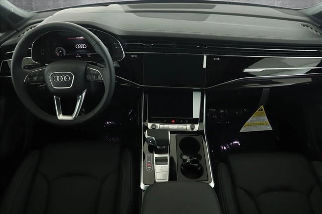 new 2025 Audi Q7 car, priced at $76,254