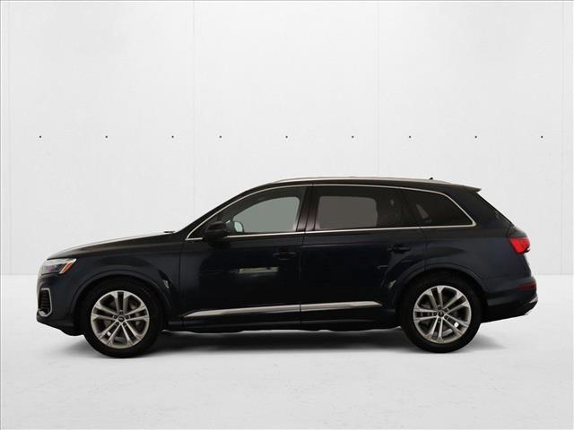 new 2025 Audi Q7 car, priced at $73,754