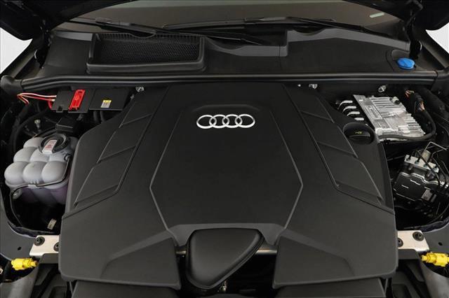 new 2025 Audi Q7 car, priced at $73,754