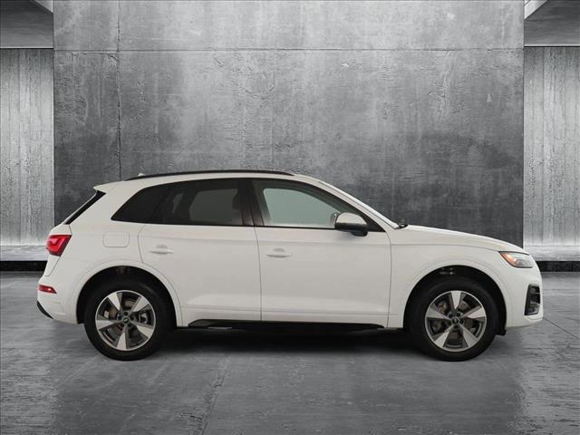 new 2025 Audi Q5 car, priced at $52,030