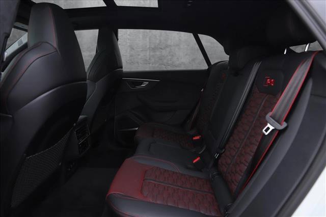 new 2025 Audi RS Q8 car