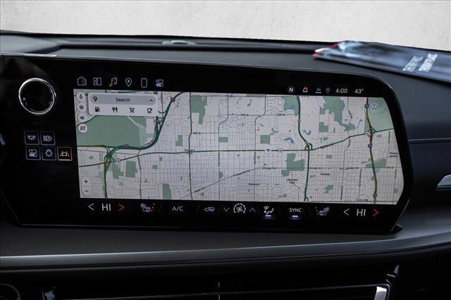 used 2025 Chevrolet Traverse car, priced at $35,498