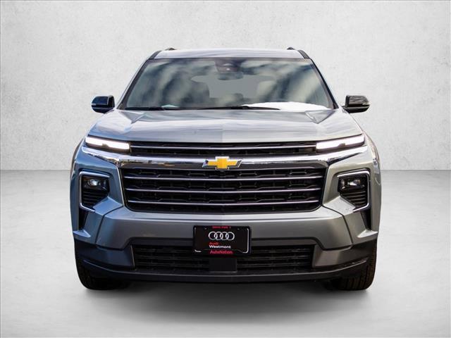 used 2025 Chevrolet Traverse car, priced at $35,498