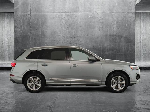 new 2025 Audi Q7 car, priced at $67,845